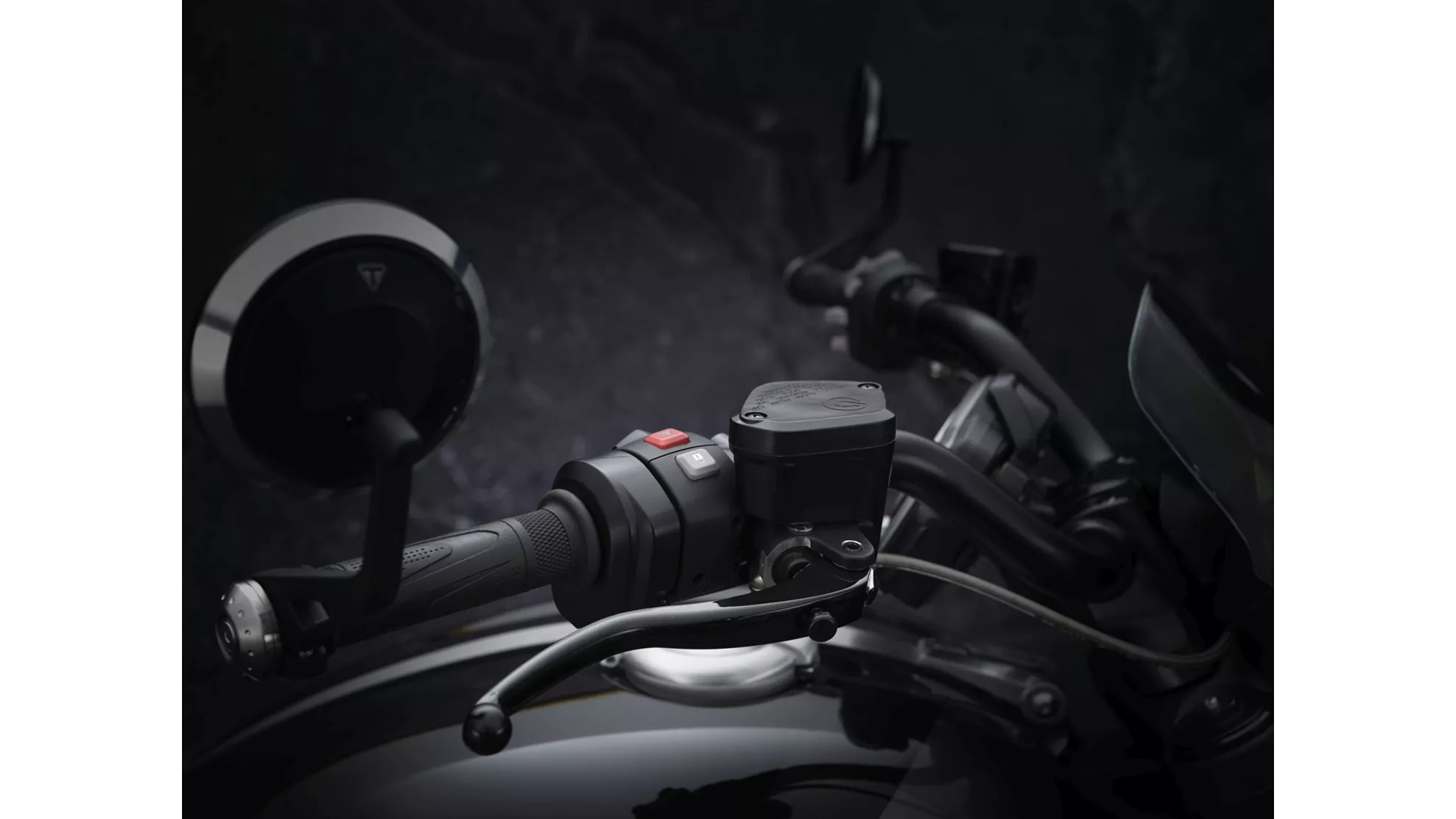 Triumph Rocket 3 GT Triple Black - Image 7 Triumph Rocket 3 GT Triple Black - Image 7