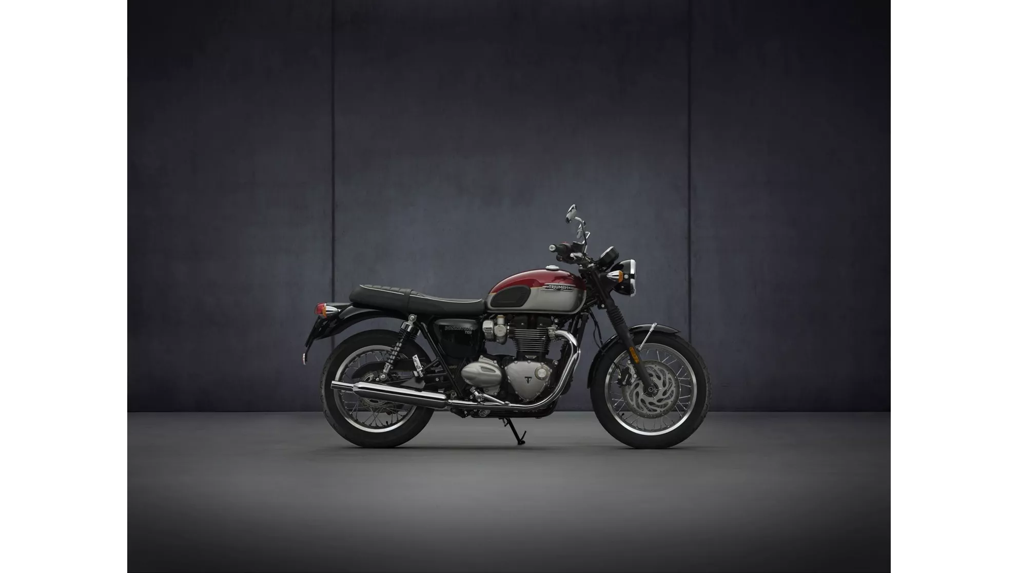 Triumph Bonneville T120 2021 - Obrázek 31 Triumph Bonneville T120 2021 - Obrázek 31