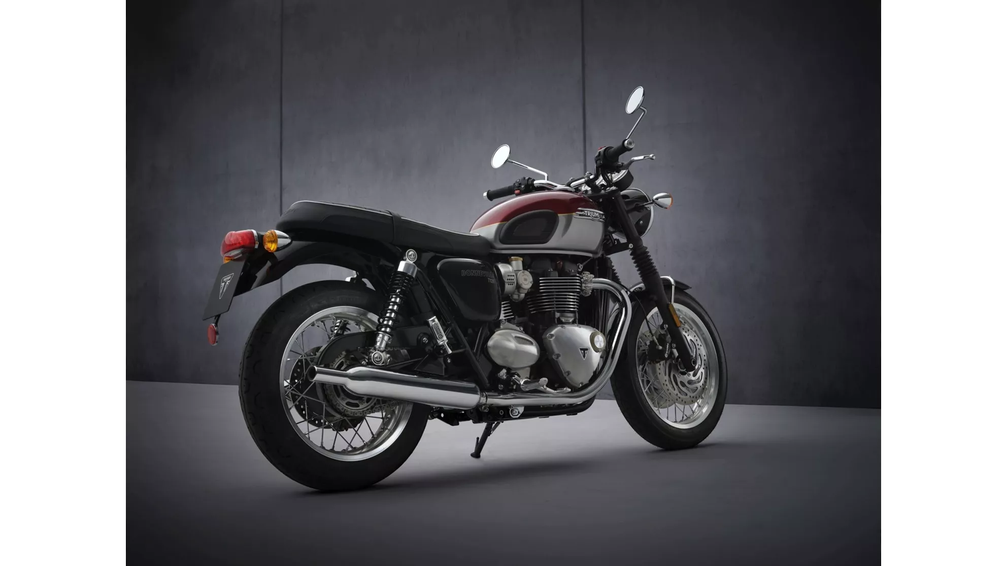 Triumph Bonneville T120 - Image 4 Triumph Bonneville T120 - Image 4