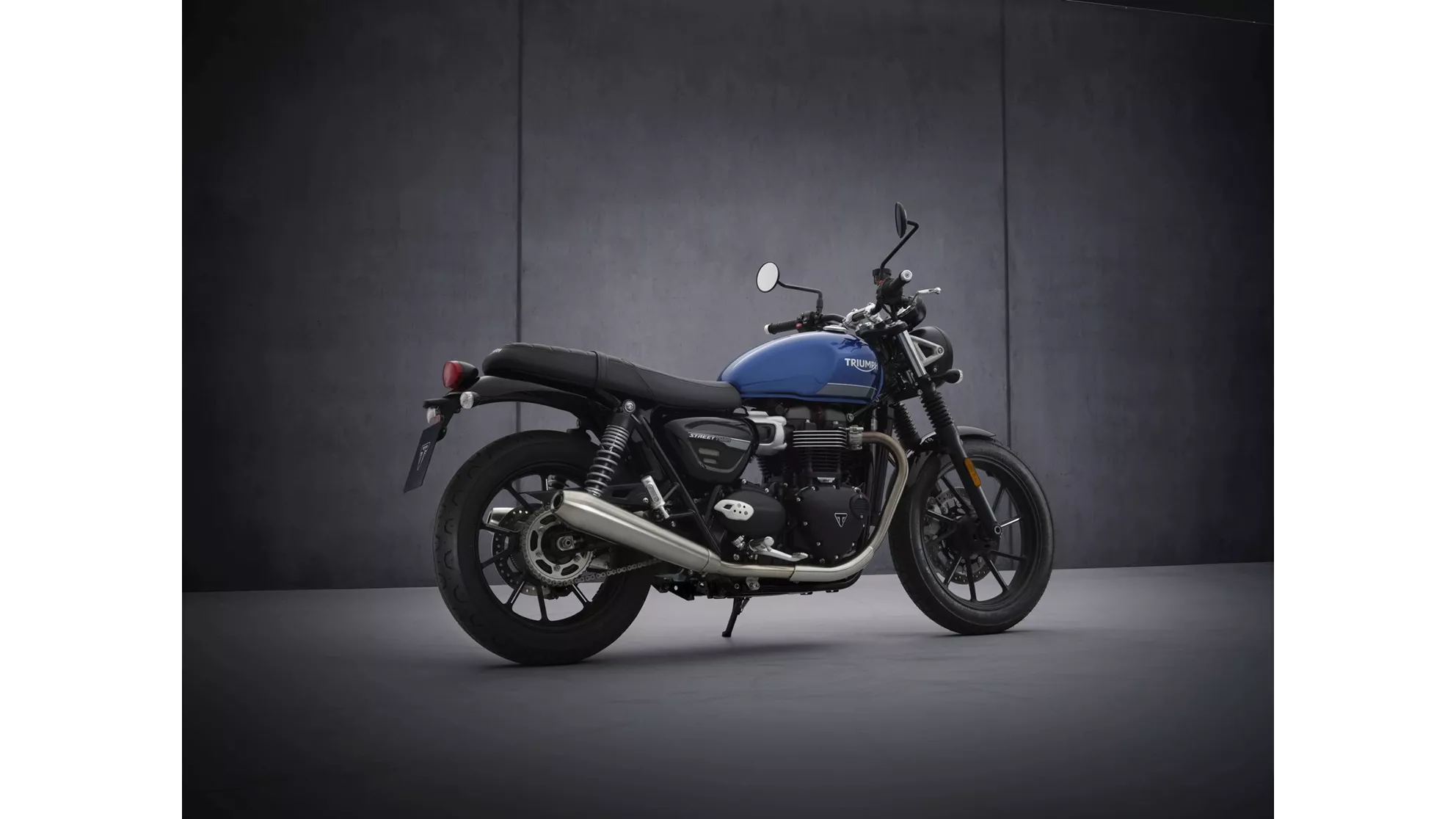 Triumph Street Twin - Image 11 Triumph Street Twin - Image 11