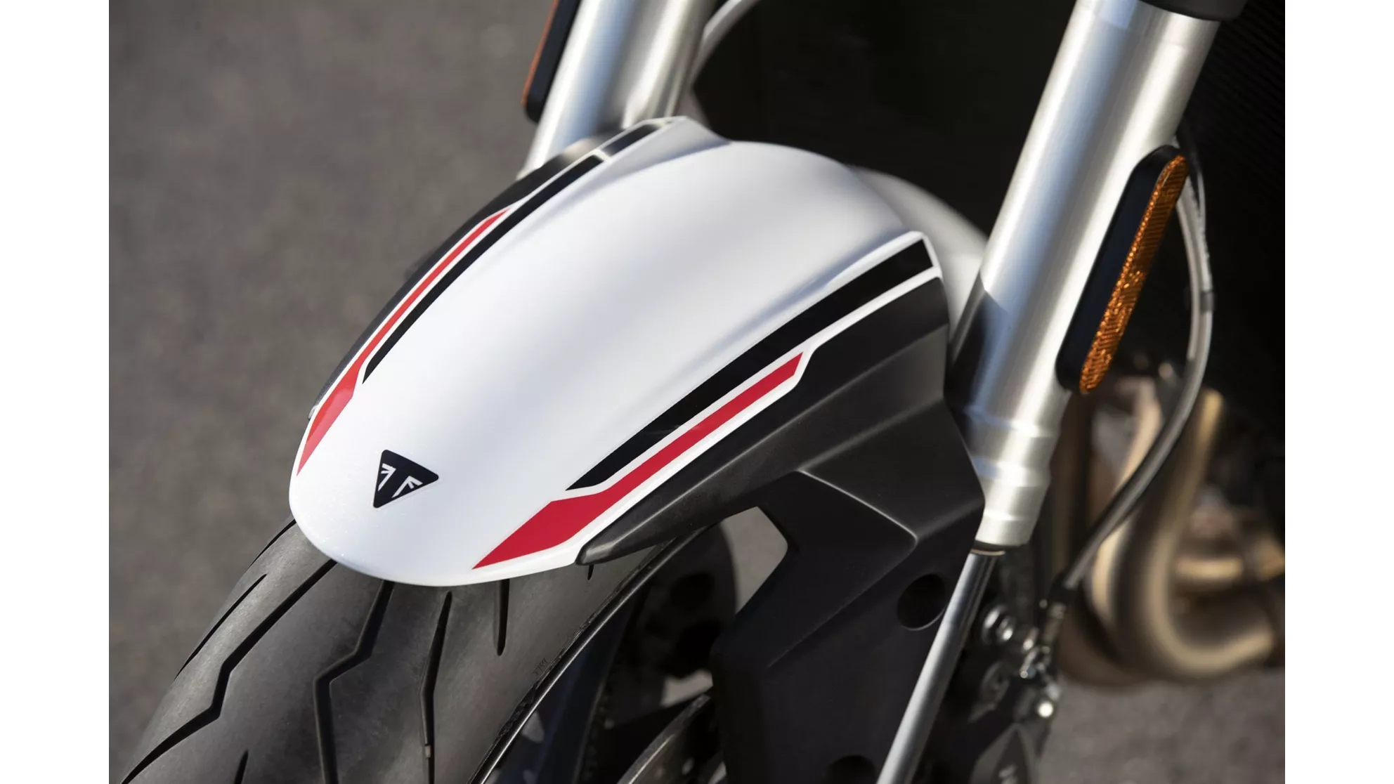 Triumph Street Triple S A2 - Image 15 Triumph Street Triple S A2 - Image 15