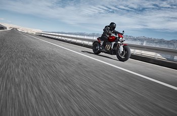 Triumph Rocket 3 R 2021 - Bild 18 Triumph Rocket 3 R 2021 - Bild 18