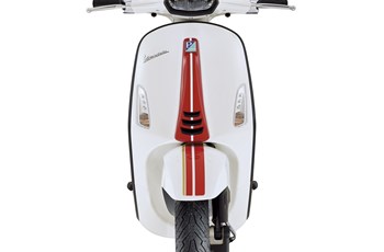 Vespa Sprint 125 Racing Sixties 2021 - Bild 3