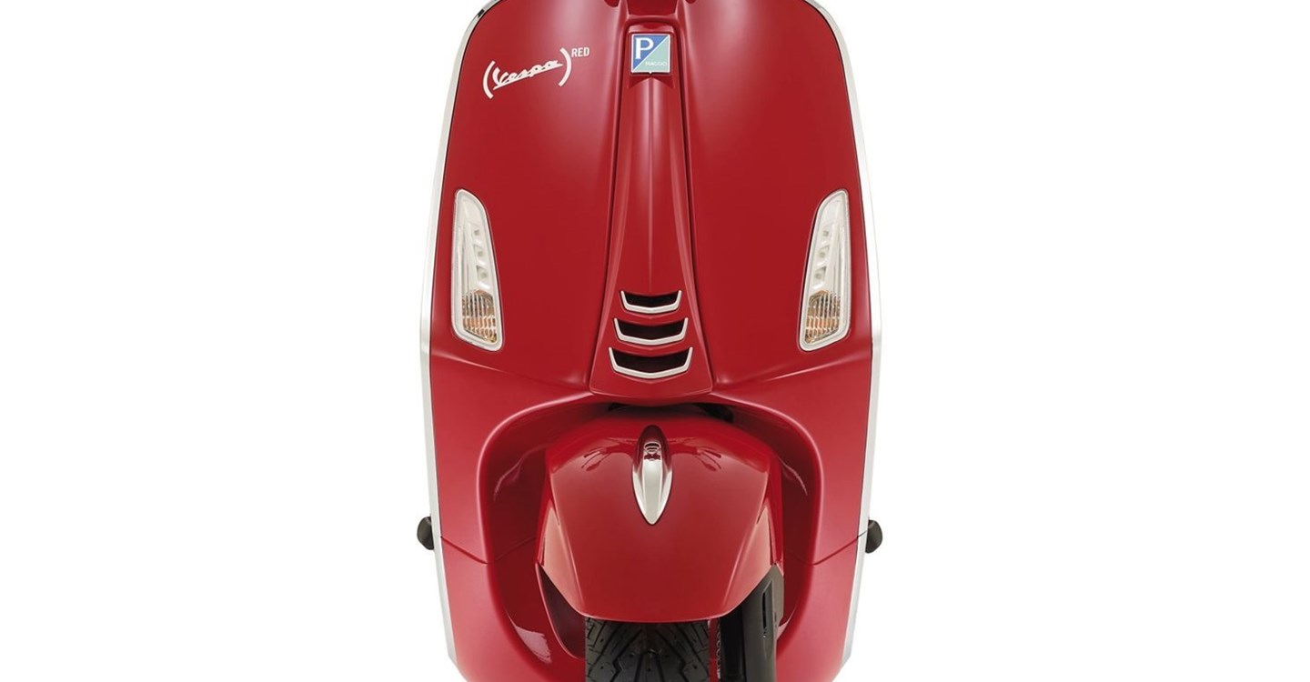 Vespa Primavera 125 (RED)