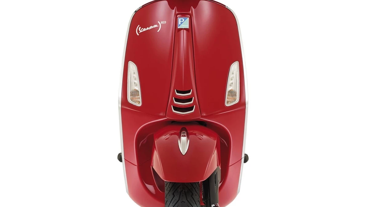 Vespa Primavera 125 (RED) Bild 2: Vespa Primavera 125 (RED)