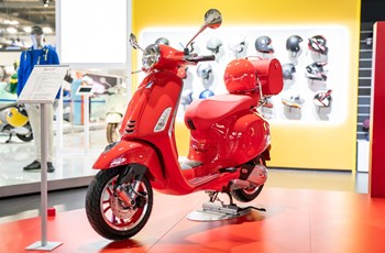 Vespa Primavera 125 (RED) 2021 - Bild 13 Vespa Primavera 125 (RED) 2021 - Bild 13