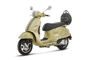 Vespa GTS 125 Supertech iGET 75th Anniversary 2021 - Bild 5
