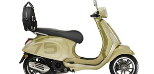 Vespa Primavera 125 75th 2021 vs Piaggio New Fly 125 i.e. 3V 2014
