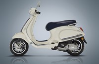 Vespa Primavera 50 Yacht Club 2021 - Bild 6