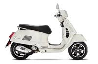 Vespa GTS 300 hpe Super 2021 - Bild 3 Vespa GTS 300 hpe Super 2021 - Bild 3