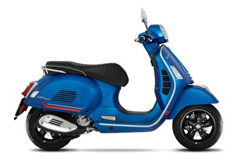 Vespa GTS 300 hpe Super Sport 2021 - Bild 2 Vespa GTS 300 hpe Super Sport 2021 - Bild 2