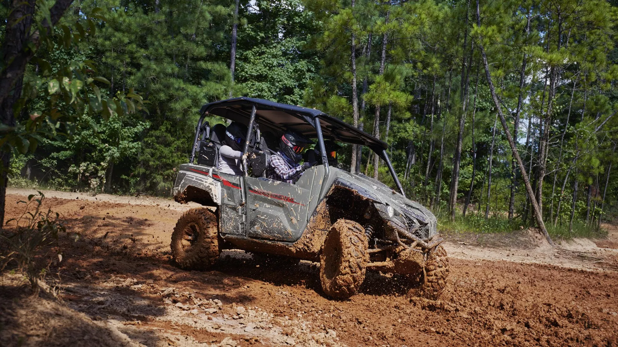 Yamaha Wolverine X4 850 - Image 2 Yamaha Wolverine X4 850 - Image 2