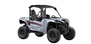 Yamaha R1M 2023 vs Yamaha Wolverine RMAX 2 1000 2021