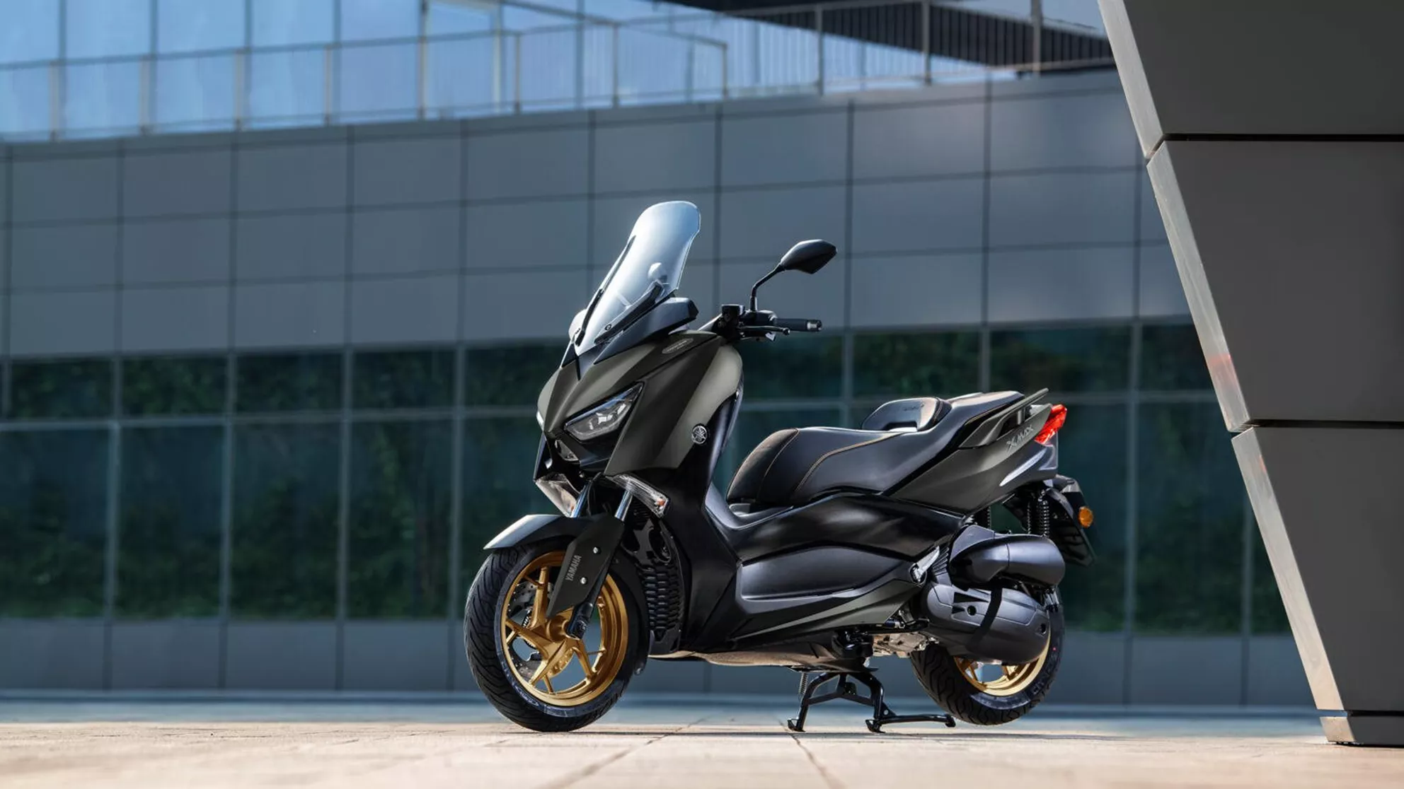 Yamaha XMAX 125 Tech MAX - Image 7 Yamaha XMAX 125 Tech MAX - Image 7