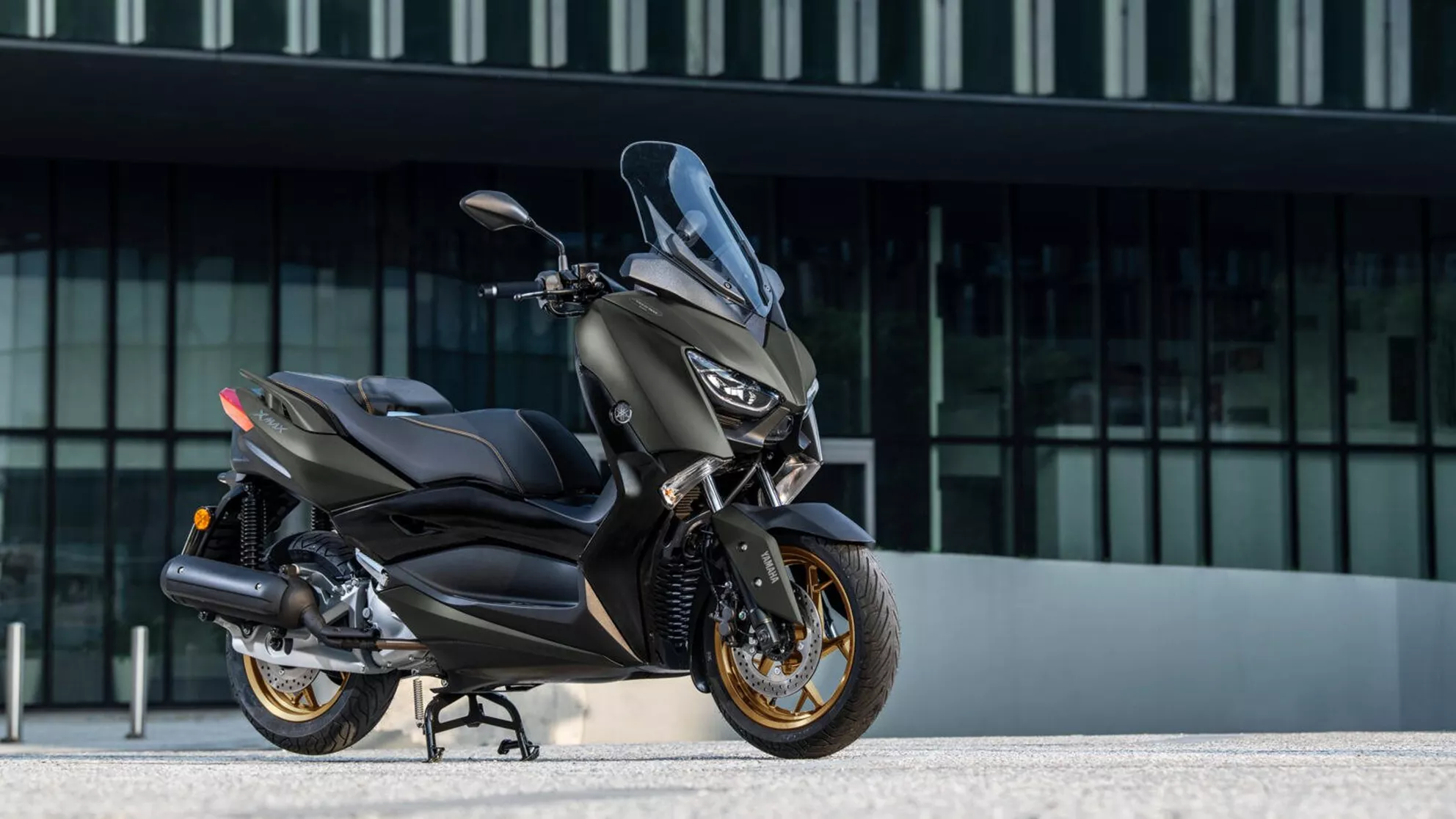 Yamaha XMAX 125 Tech MAX - Image 8 Yamaha XMAX 125 Tech MAX - Image 8