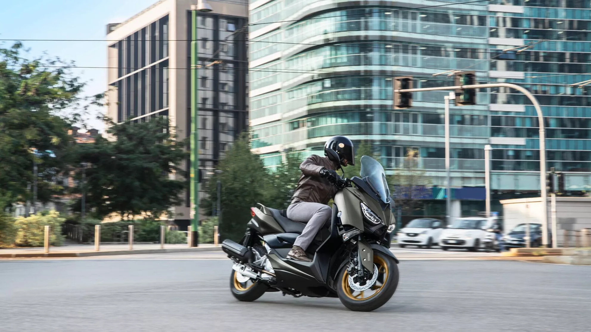 Yamaha XMAX 125 Tech MAX - Image 9 Yamaha XMAX 125 Tech MAX - Image 9