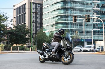 Yamaha XMAX 125 Tech MAX 2021 - Bild 11 Yamaha XMAX 125 Tech MAX 2021 - Bild 11