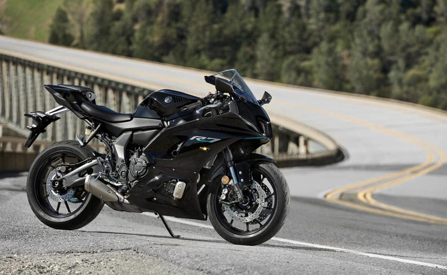Yamaha R7 Bild 19: Yamaha R7