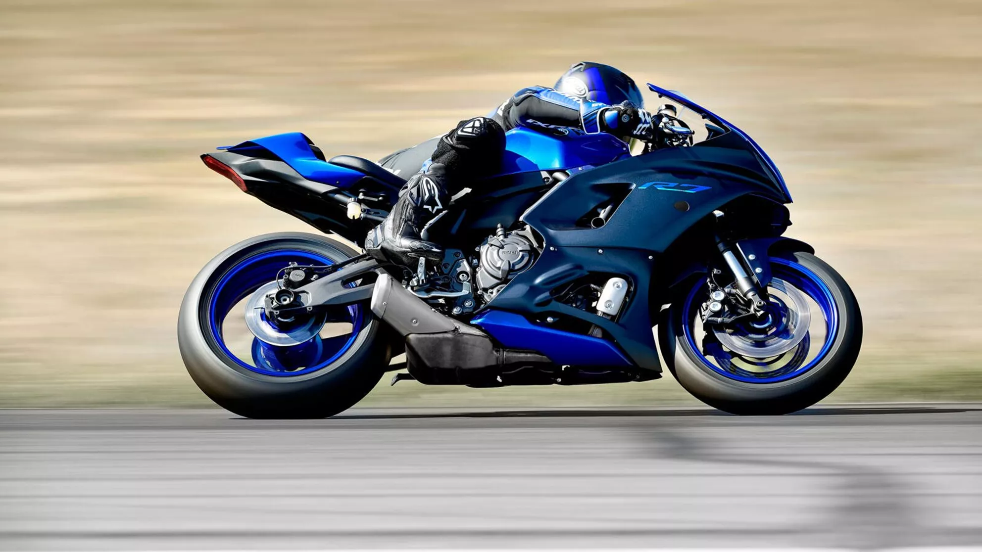 Yamaha R7 - Image 18 Yamaha R7 - Image 18