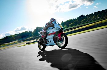 Yamaha R3 World GP 60th Anniversary 2021 - Bild 4 Yamaha R3 World GP 60th Anniversary 2021 - Bild 4