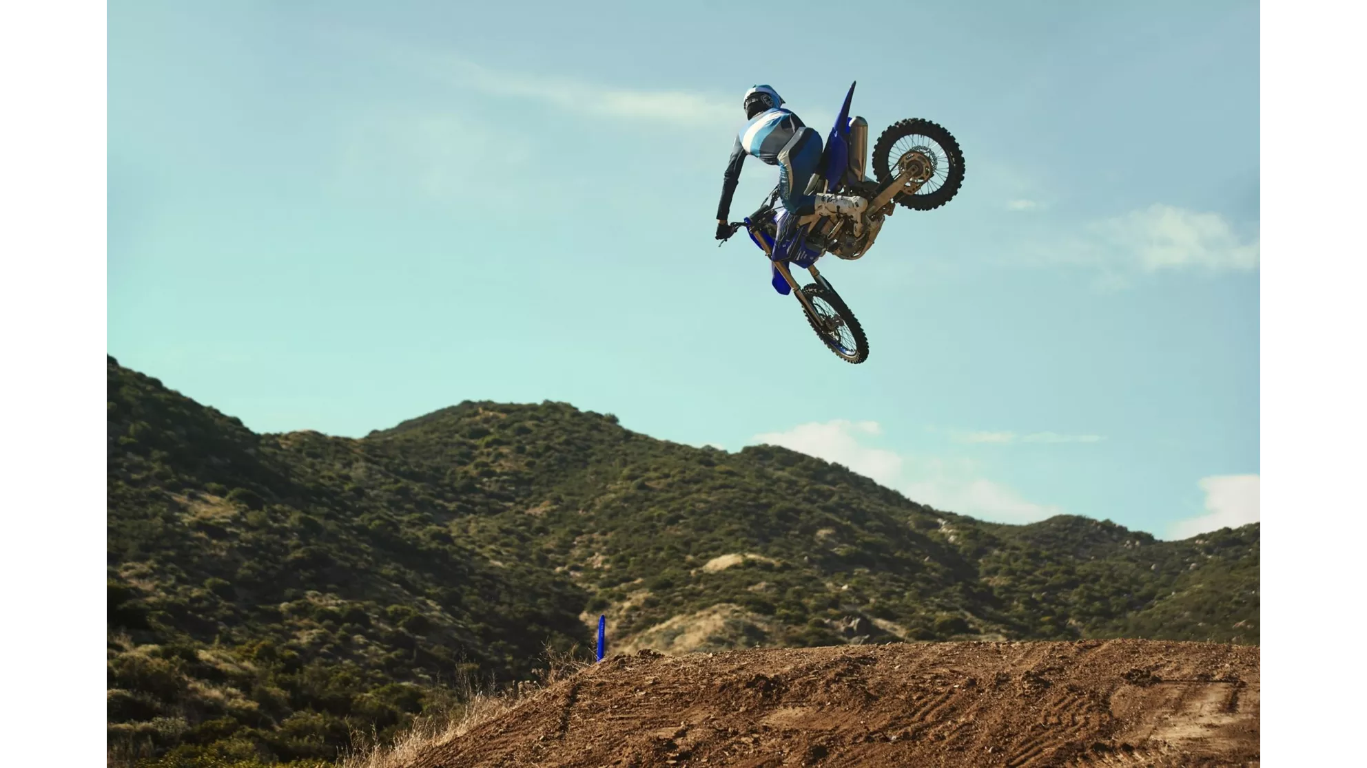 Yamaha YZ450F - Image 4 Yamaha YZ450F - Image 4