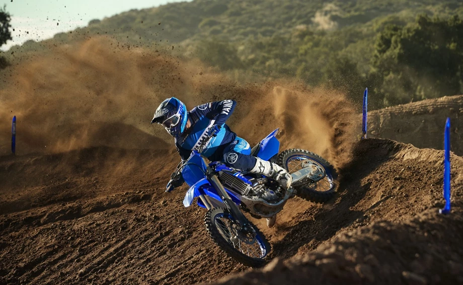 Yamaha YZ450F Bild 11: Yamaha YZ450F