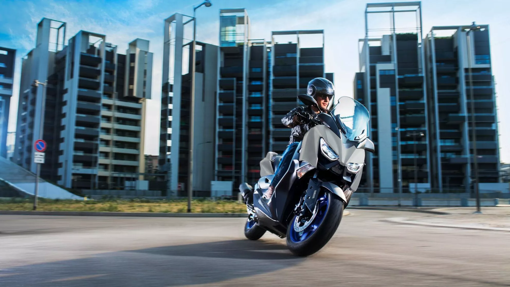 Yamaha XMAX 125 - Image 9 Yamaha XMAX 125 - Image 9