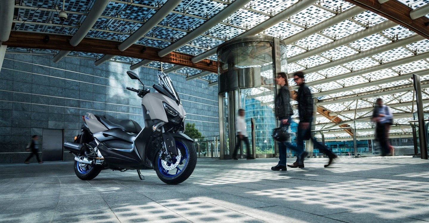Yamaha XMAX 125