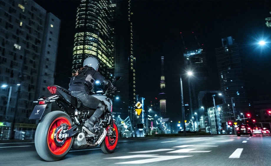Yamaha MT-07 Bild 17: Yamaha MT-07