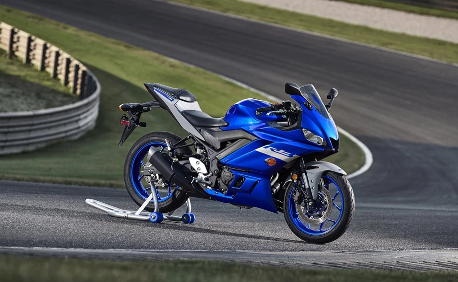 Yamaha R3 Bild 5: Yamaha R3