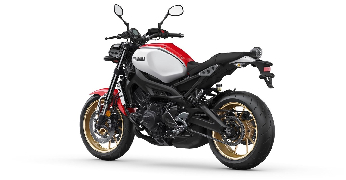 Yamaha XSR900