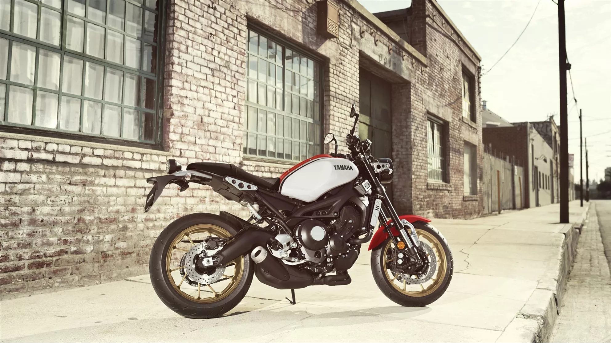 Yamaha XSR900 - Image 7 Yamaha XSR900 - Image 7