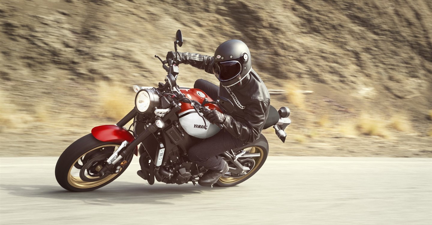 Yamaha XSR900