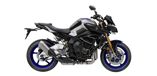 Yamaha MT-10 SP 2021 vs Triumph Speed Triple 1200 RS 2022