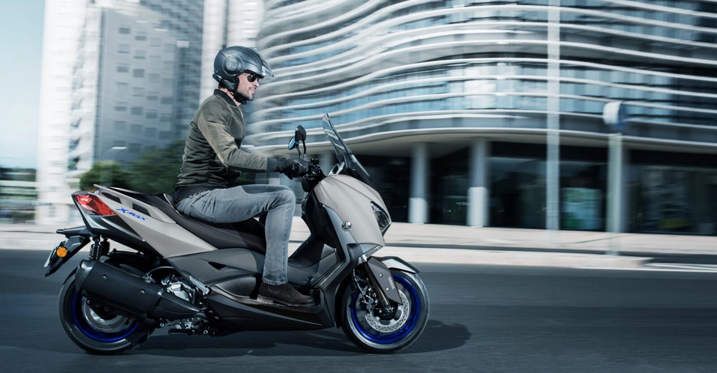 Yamaha XMAX 300