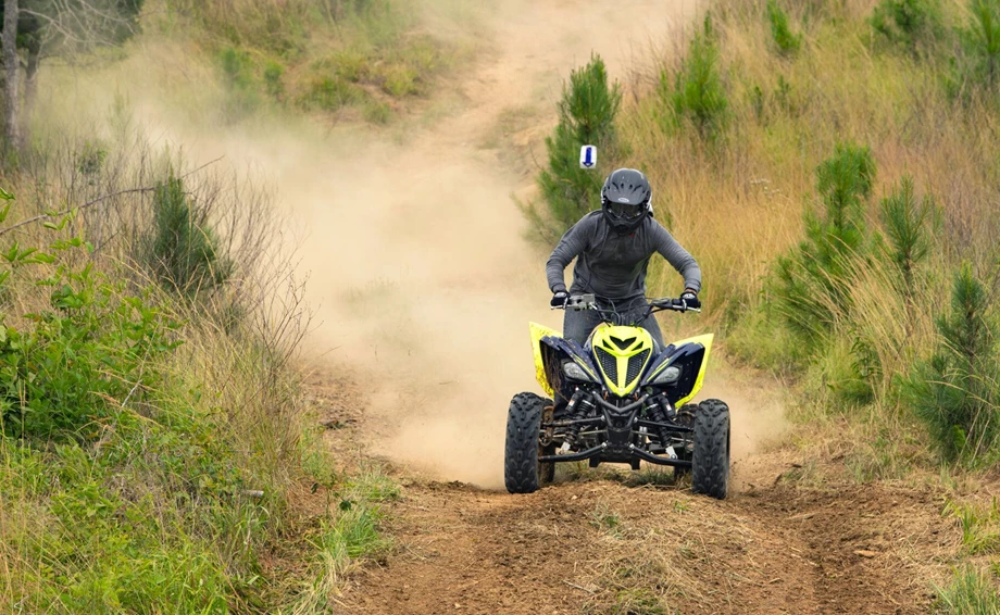 Yamaha YFM700R SE Bild 10: Yamaha YFM700R SE