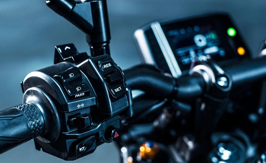 Yamaha MT-09 SP Bild 9: Yamaha MT-09 SP