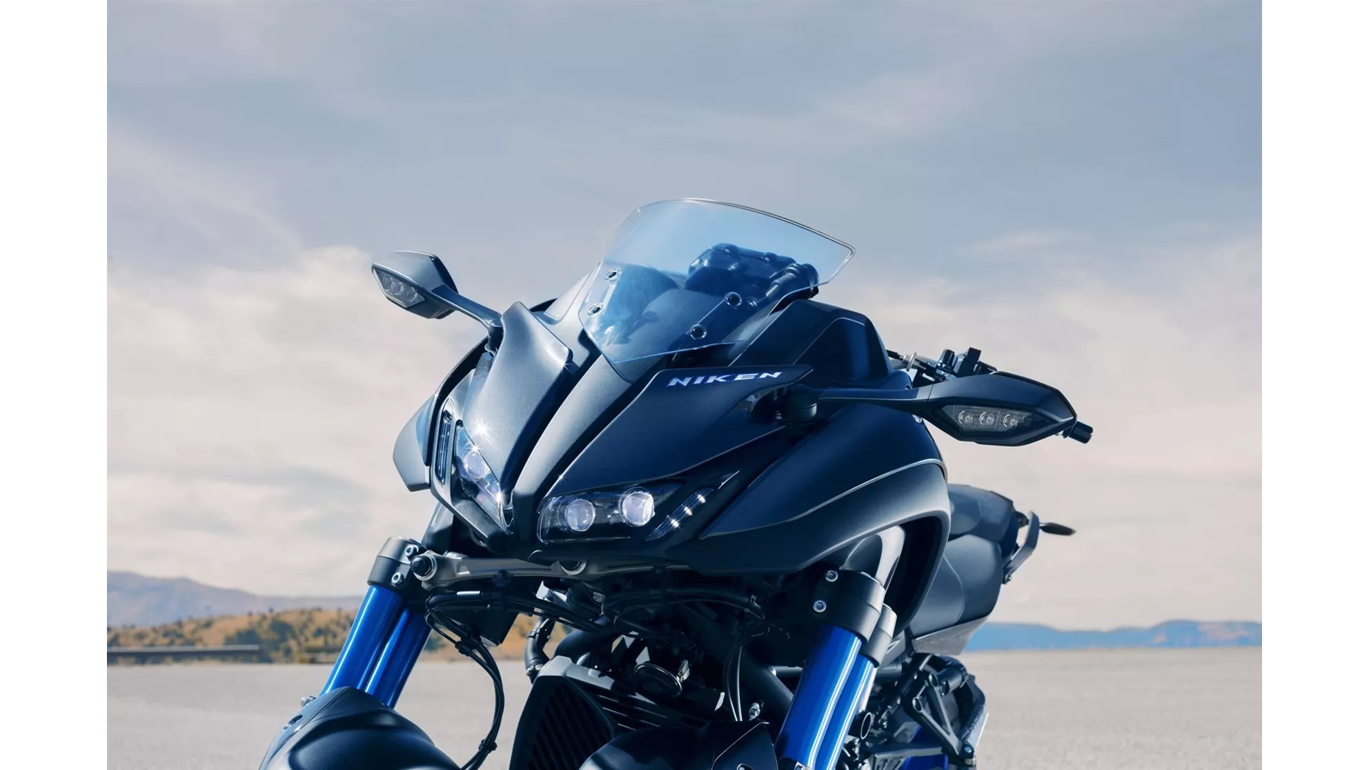 Yamaha Niken - Image 4 Yamaha Niken - Image 4