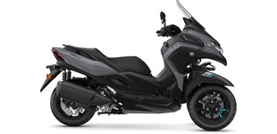 Yamaha Tricity 300 2021 vs Piaggio MP3 400 Sport 2023