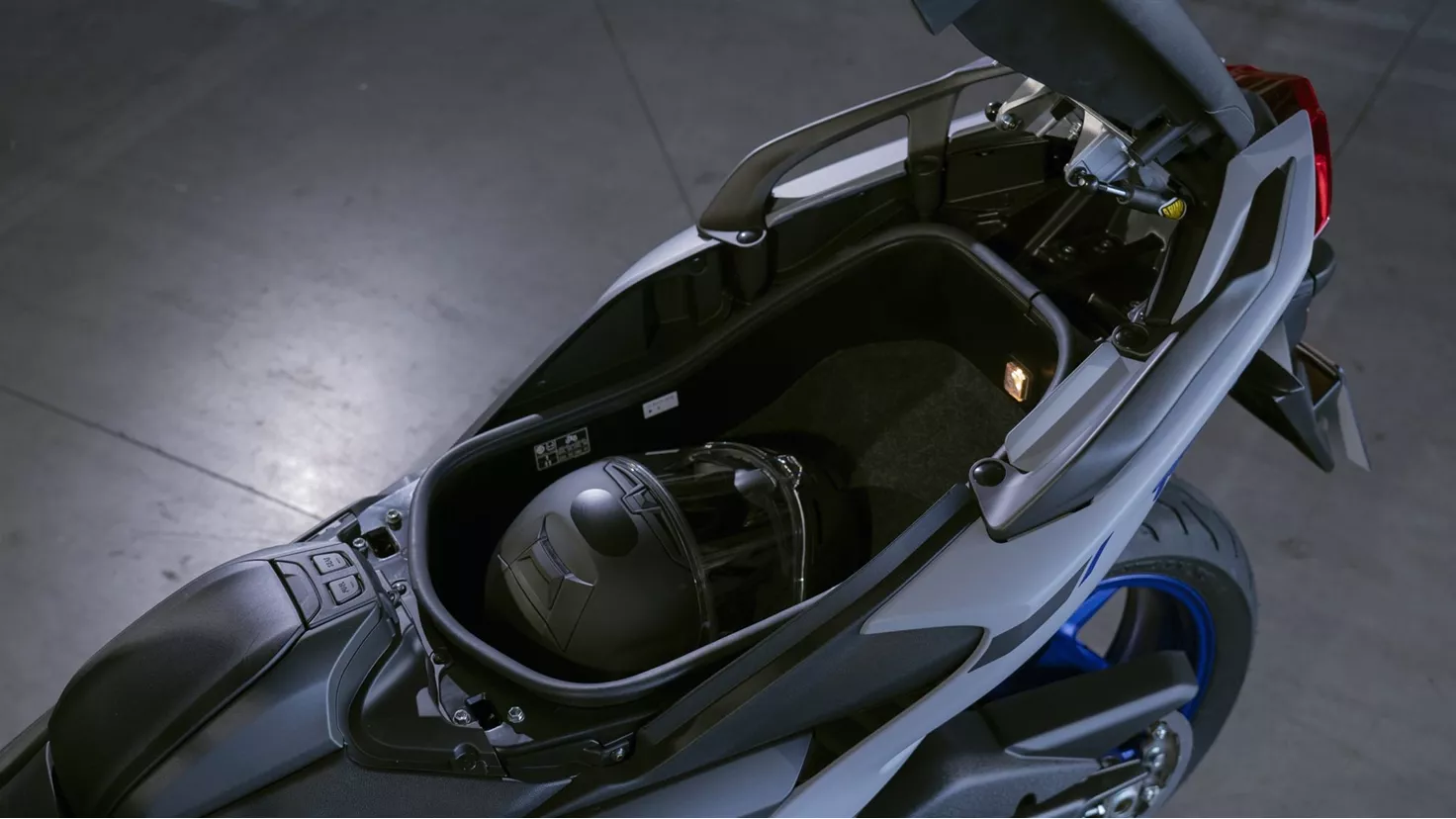 Yamaha TMAX 560 Technical Data Prices Reviews yamaha-tmax-560-technical-data-prices-reviews