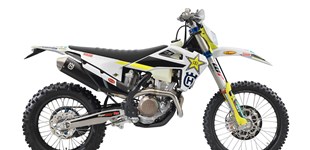 Husqvarna FE 350 Rockstar Edition 2021 vs KTM 350 EXC-F Sixdays 2024