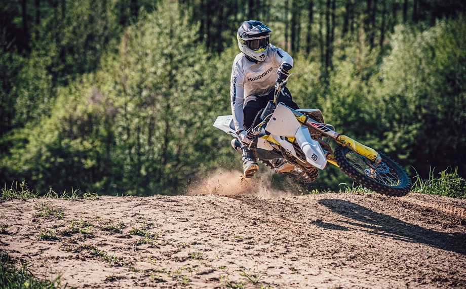 Husqvarna FC 250 Bild 9: Husqvarna FC 250