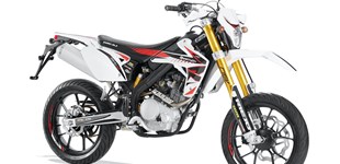 Rieju MRT Replica 50 SM 2020 vs Rieju Marathon 125 SM PRO 2021