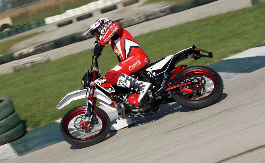 Rieju MRT 50 Trophy Bild 3: Rieju MRT 50 Trophy