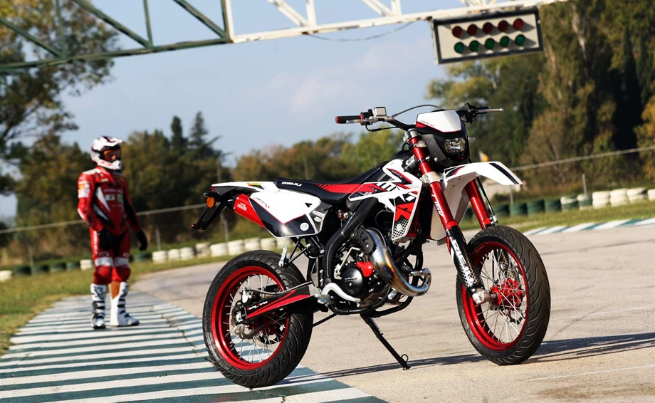 Rieju MRT 50 Trophy Bild 4: Rieju MRT 50 Trophy