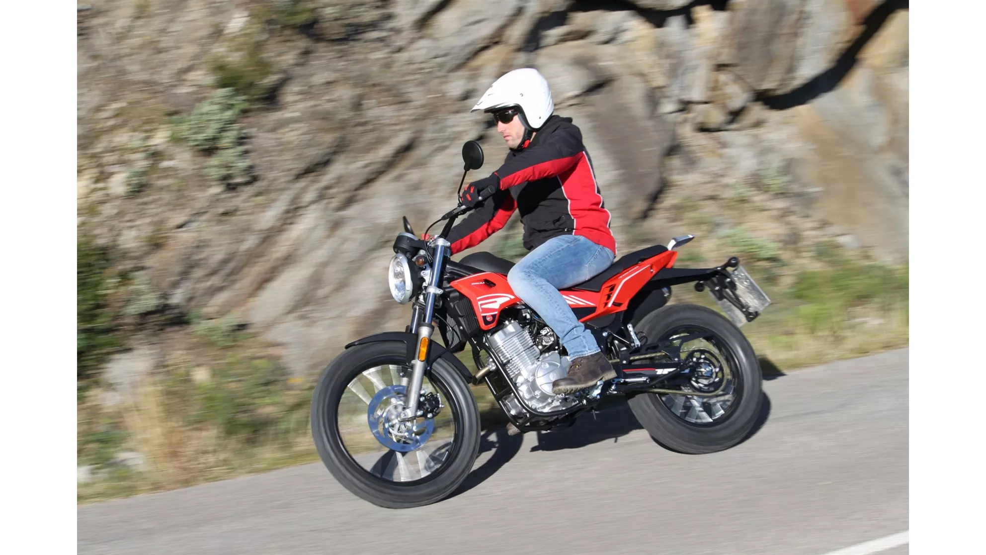 Rieju Tango 125i - Image 1 Rieju Tango 125i - Image 1