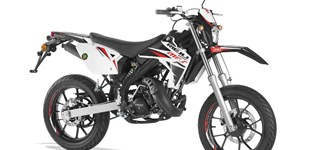 Rieju MRT 50 Supermoto 2021 vs Rieju MRT SM Pro 50 2016