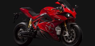 Energica Ego 2021 vs Energica Ego+ RS 2021