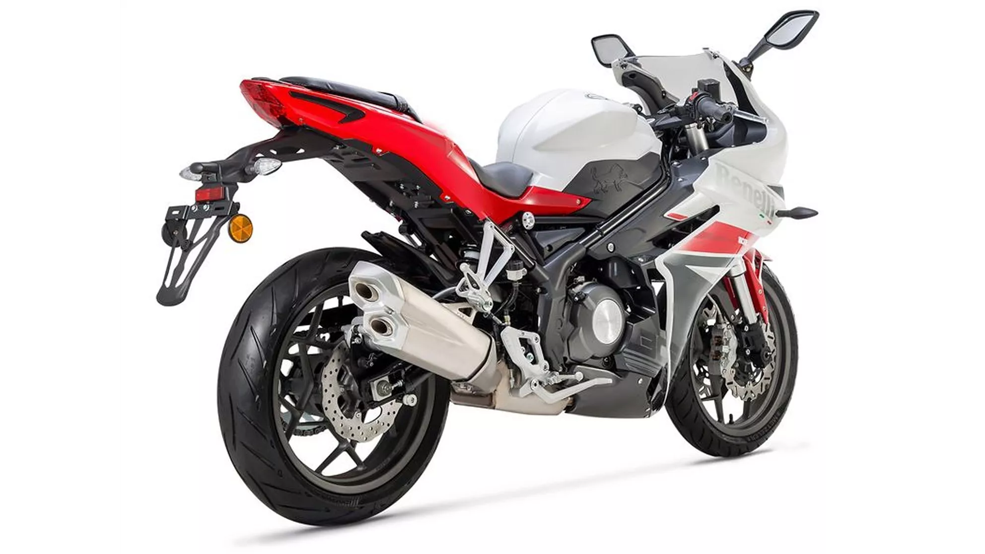 Benelli BN 302 R - Image 8 Benelli BN 302 R - Image 8