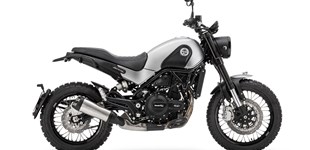 Benelli Leoncino 500 Trail 2021 vs Moto Guzzi V85 TT 2022